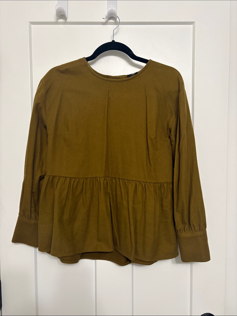 Madewell Women’s Long-Sleeve Peplum Top in Olive